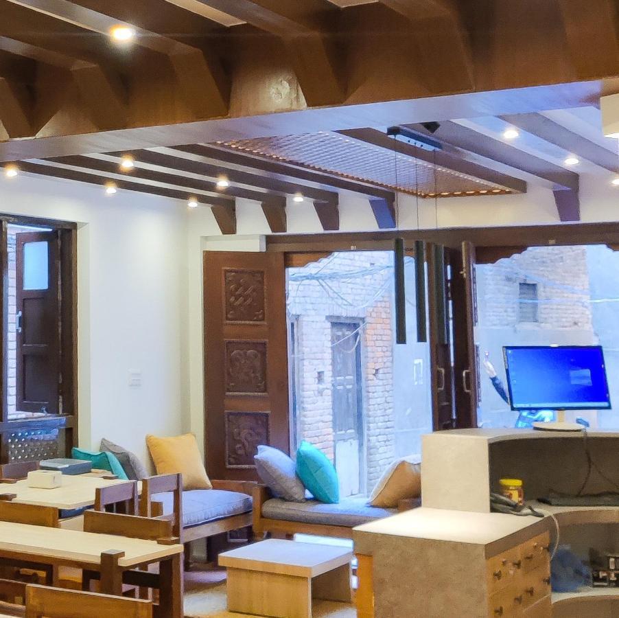 Karuna Hotel Patan Kathmandu Exterior foto