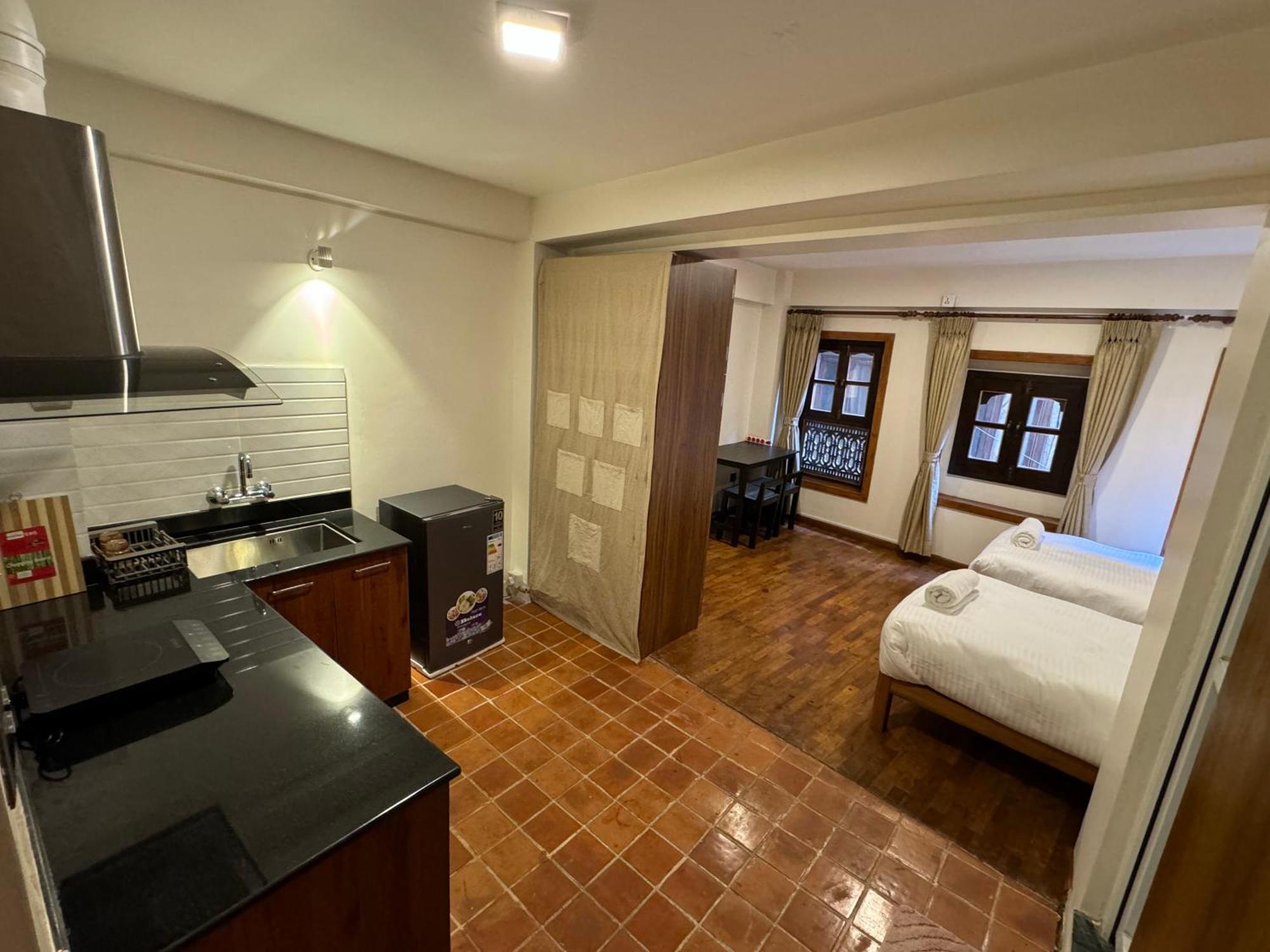 Karuna Hotel Patan Kathmandu Exterior foto